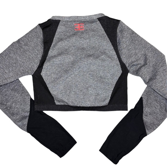 Engineered Life Activewear Set - Picture 6 of 13